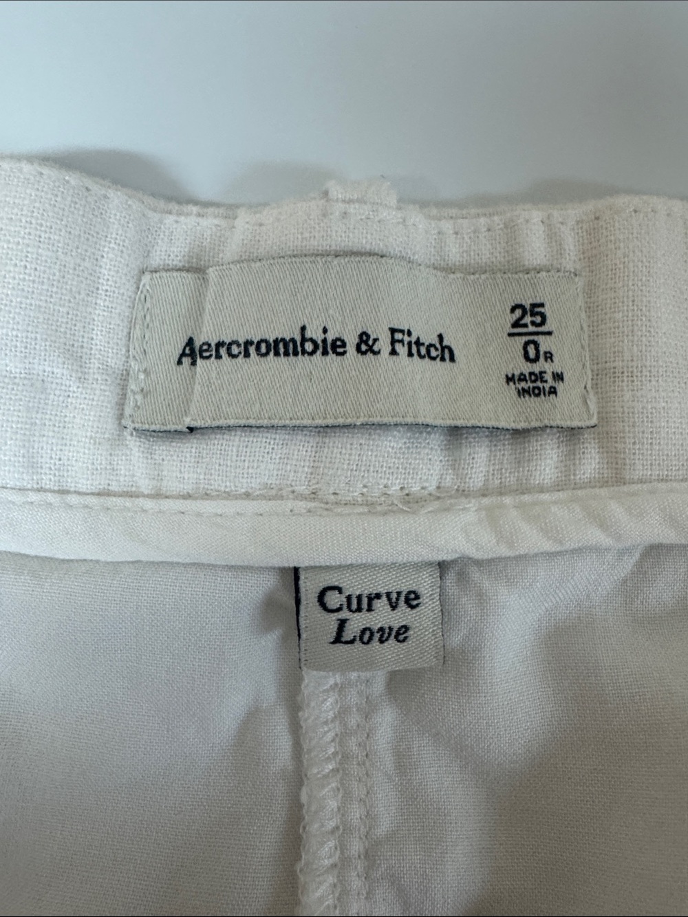 Women's White Linen High-Waist Casual Shorts - Picture 2 of 3